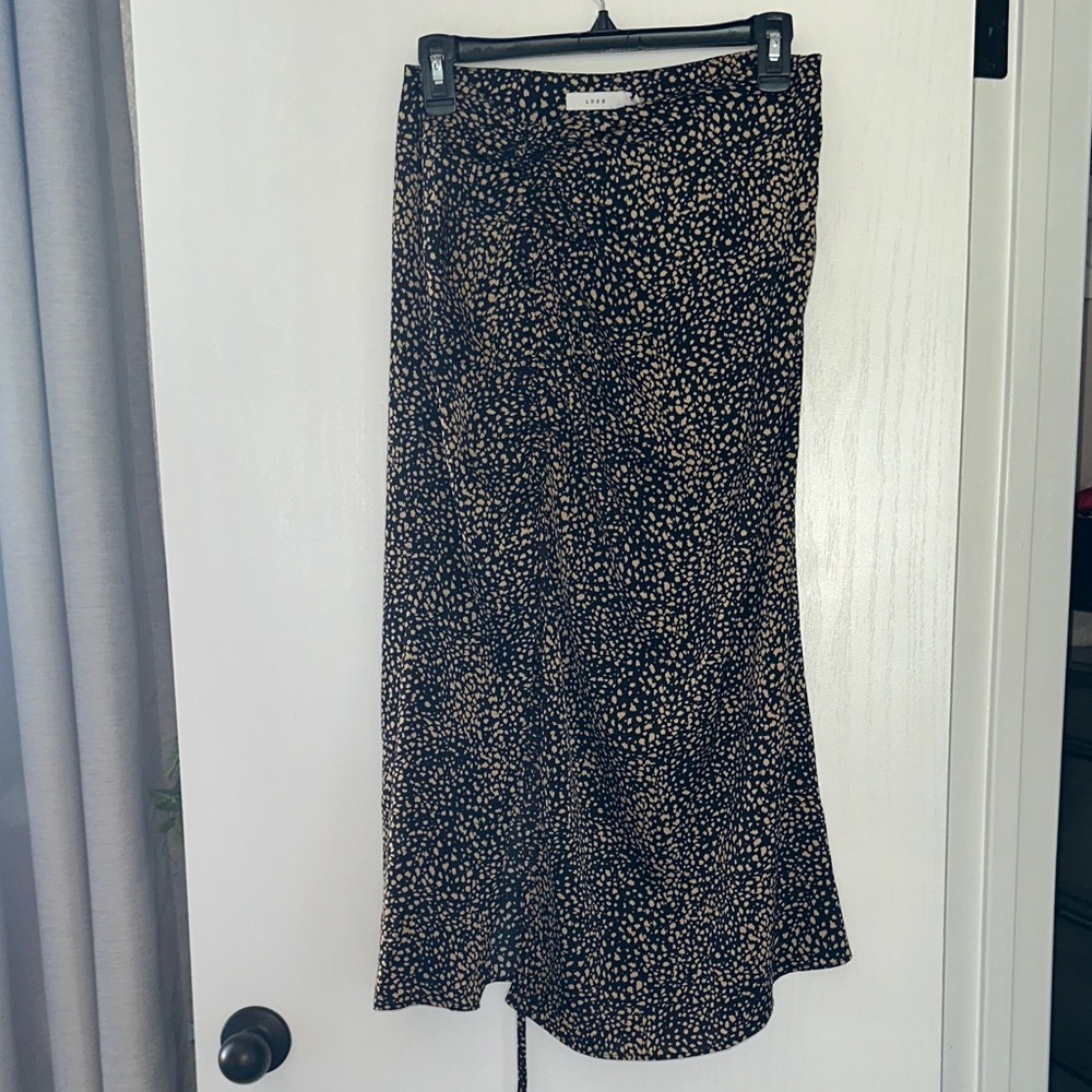 Elegant Black and Gold Lush Skirt